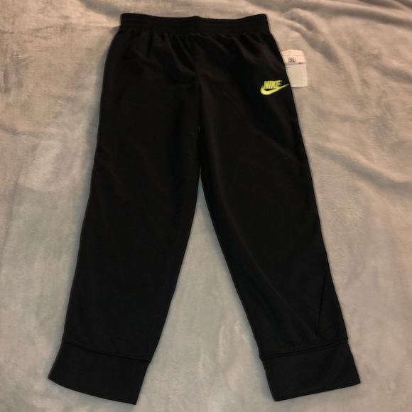 Nike Other - Nike elastic waist joggers